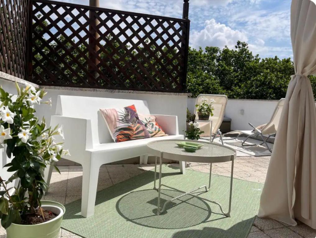 Monteverde Double Terrace Penthouse - 2