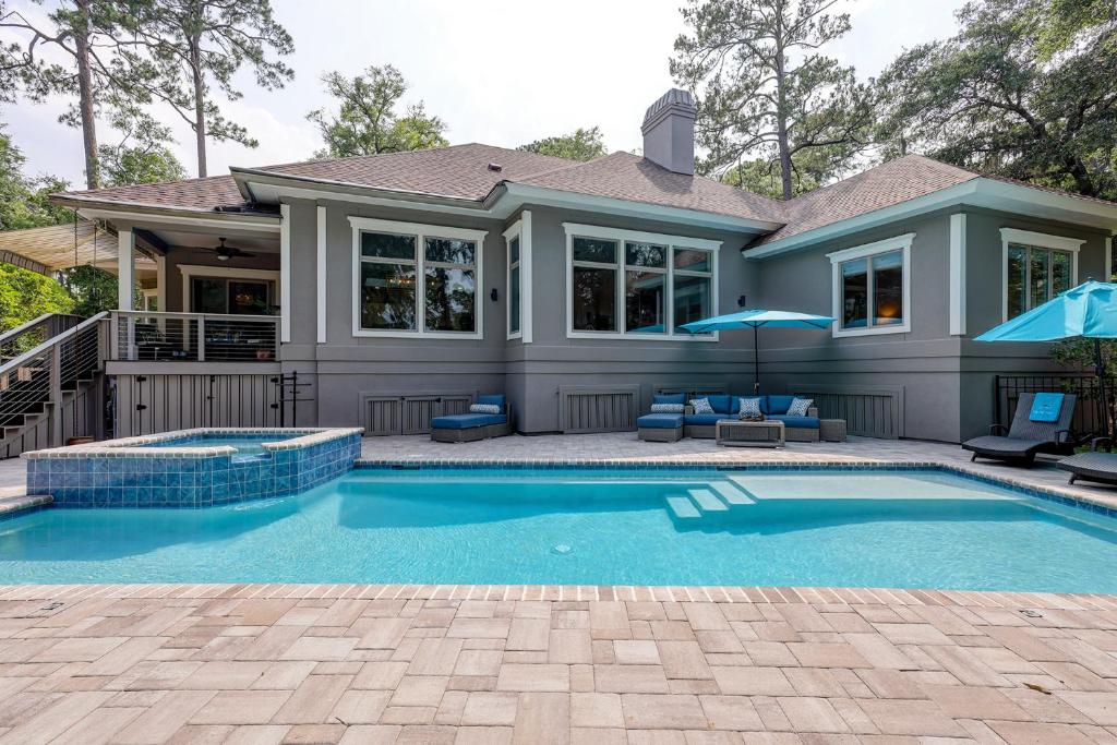 Kingston 47, Hilton Head Island