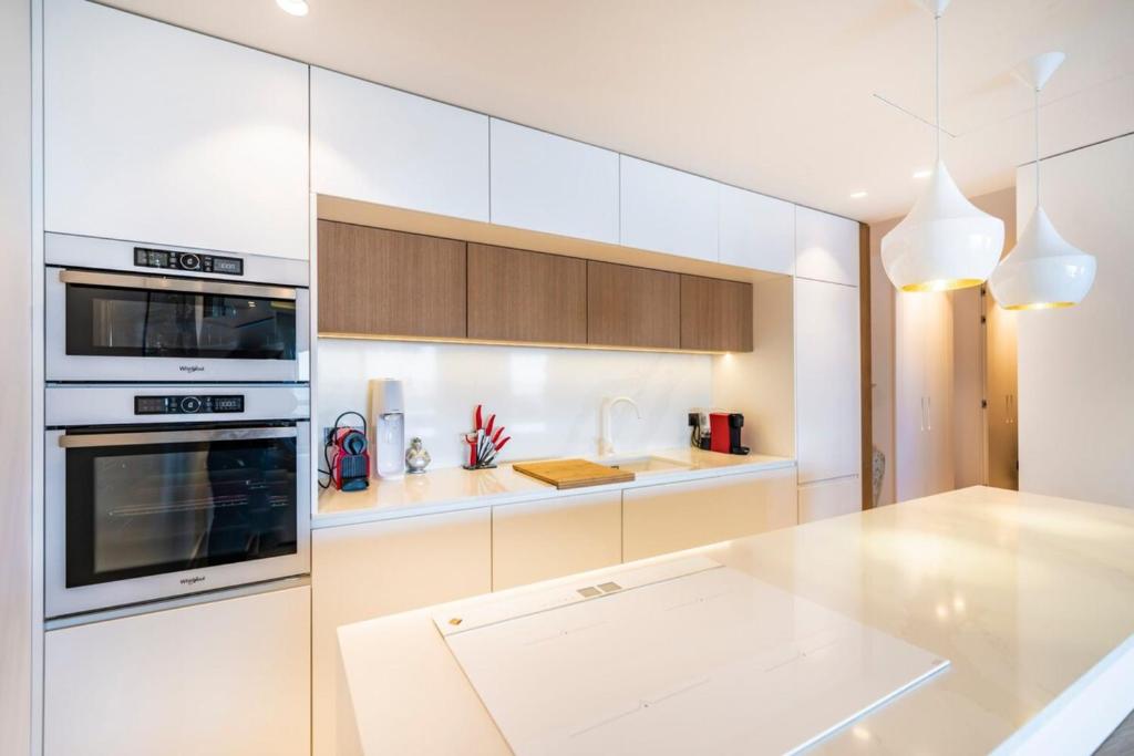 Somptuous 3 bedroom with sea-view on the Croisette - 3