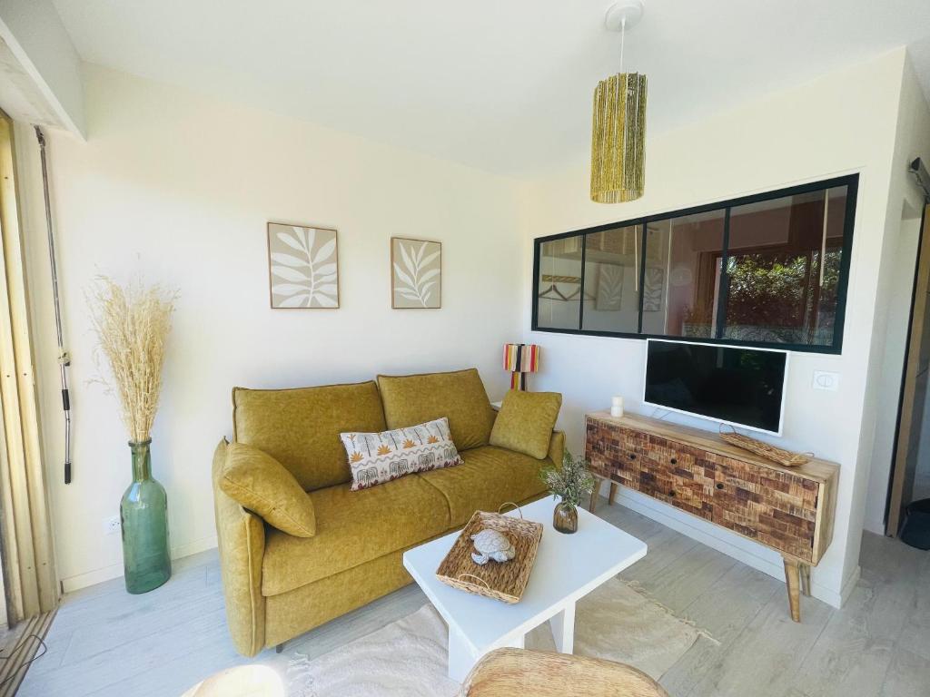 Le Week Riviera III -3 stars-Grande terrasse-Plage du midi-Piscine-Cannes- Palais des Festivals- Parking - 4