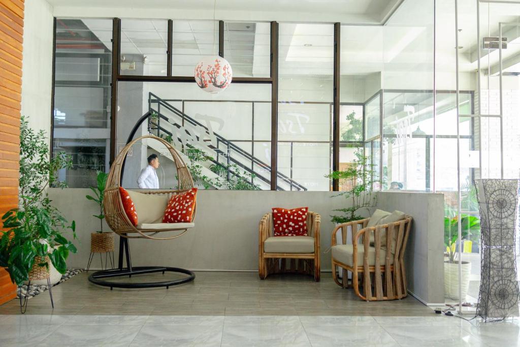 Tsai Hotel and Residence