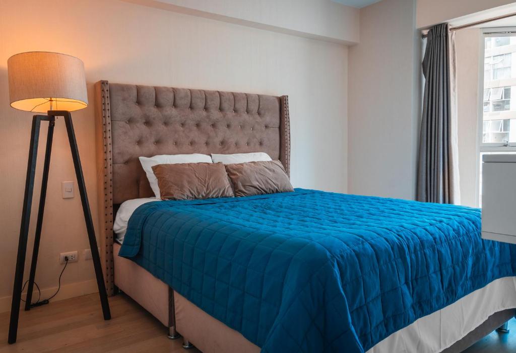 Departamento con vista lateral al mar - 1