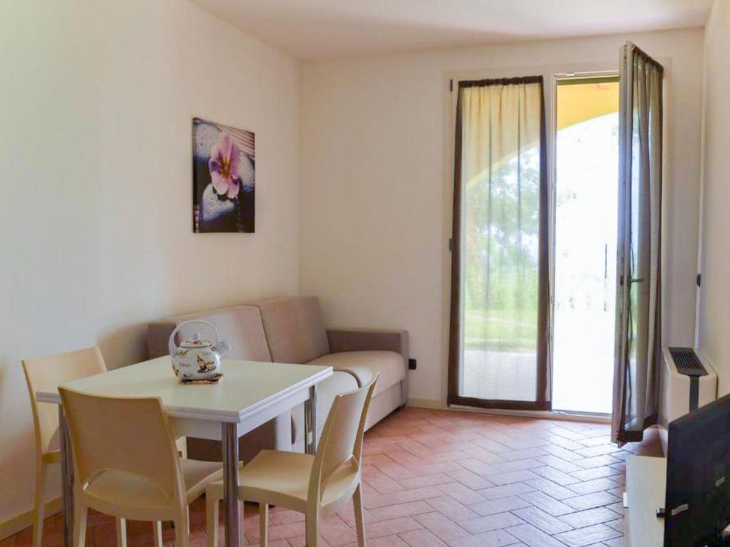 Apartment Karina-2 by Interhome - 3