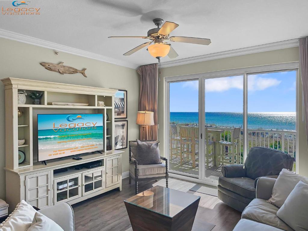 SMP 209 - Large 4 Bedroom Beachfront Condo, Fort Walton Beach