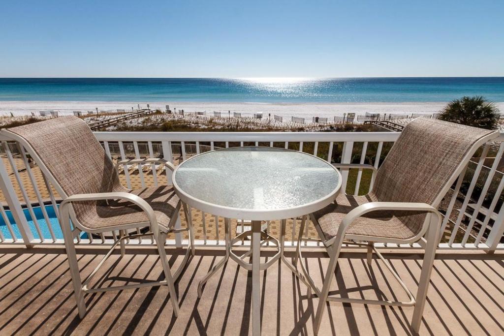 SMP 308 - 3 Bd Beachfront Condo with Amazing View!, Fort Walton Beach