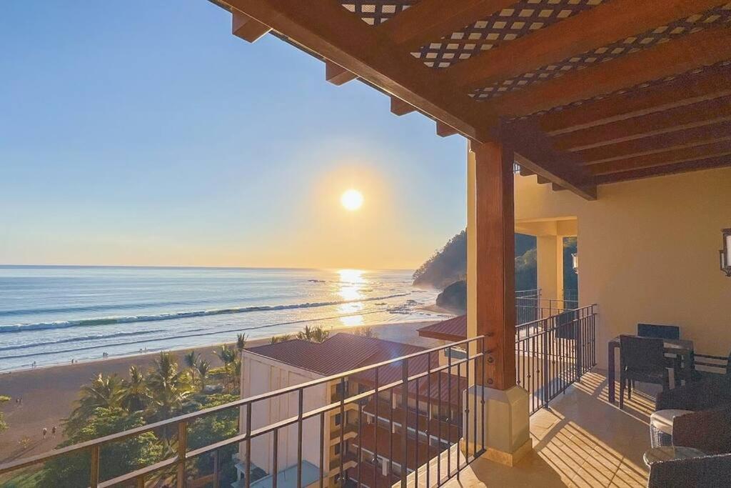 Seaview Oasis 1-BR Suite in Croc's casino resort, Jacó