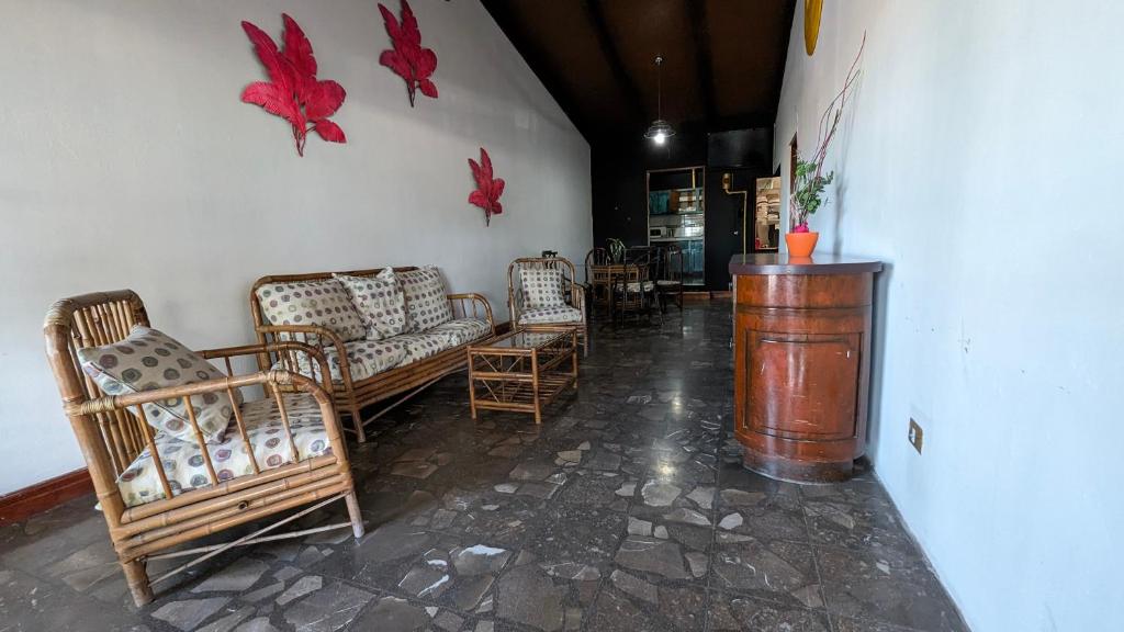 Shared lounge/TV area