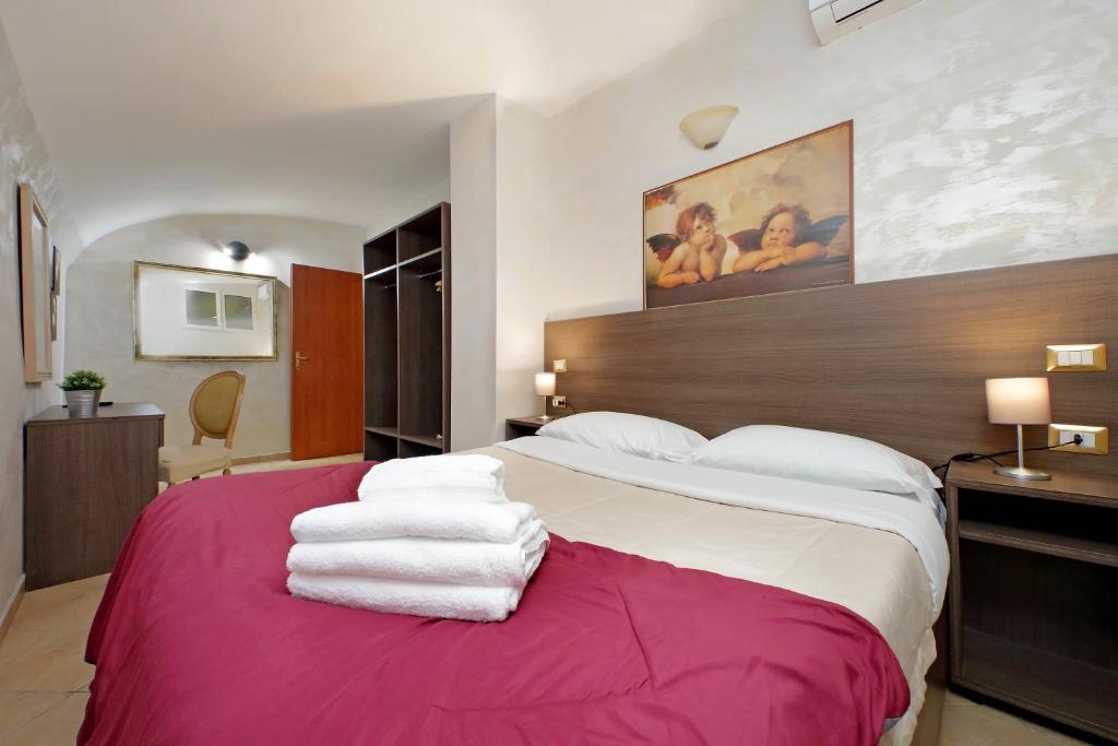 Gallery Home - 3