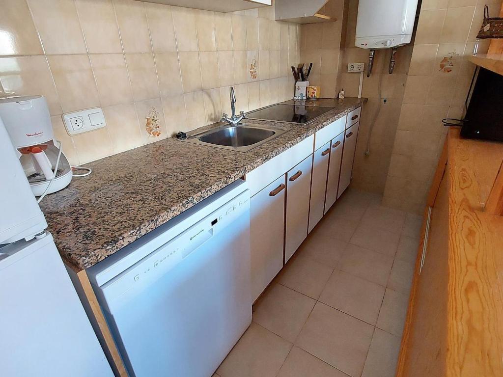 Apartamento acogedor con terraza a un paso de la playa en Llançà - ES-170-26 - 4