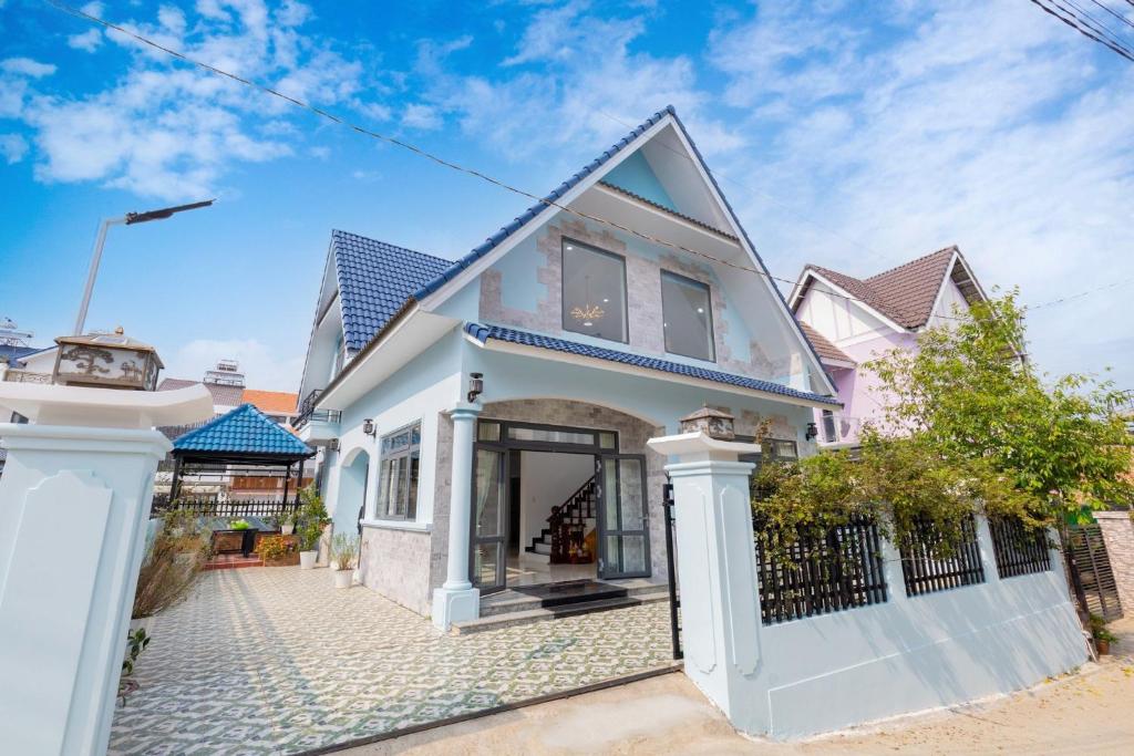 Palm 14 DaLat - In Nam Ho Resort, Khu Chi Lăng