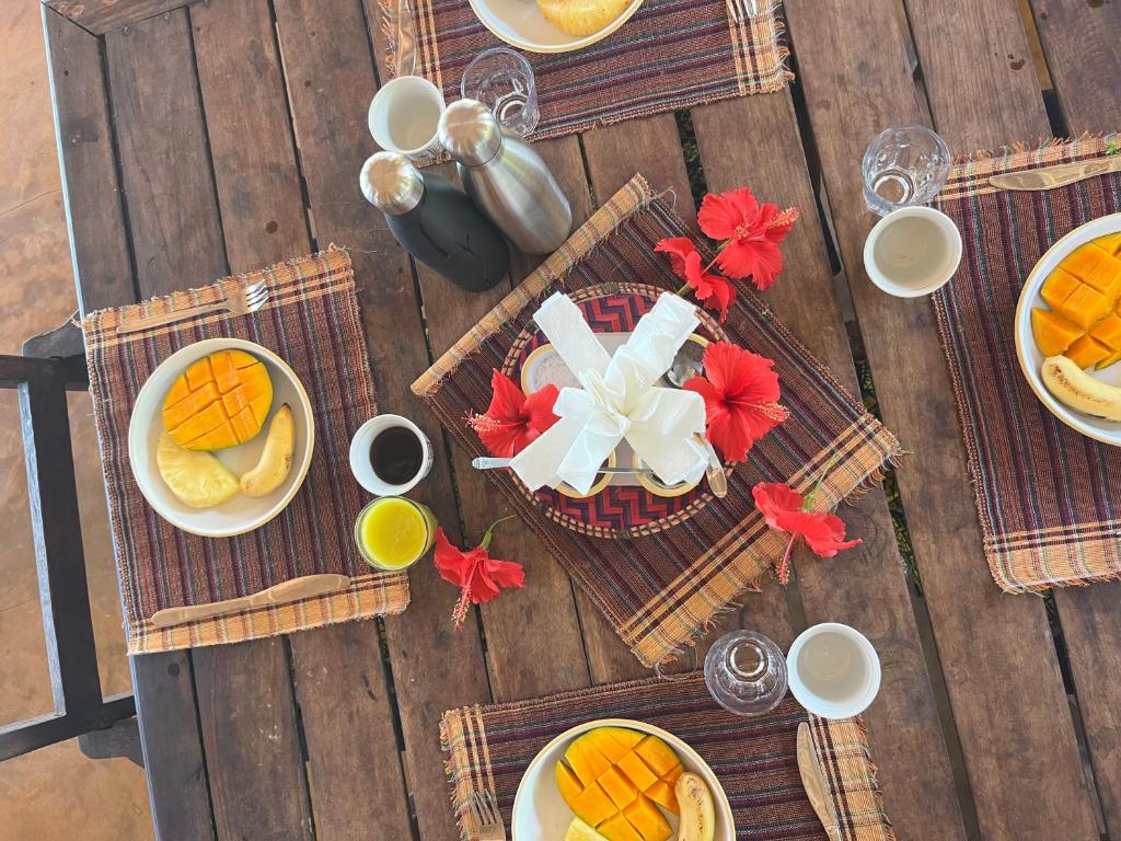 Alimentos e Bebidas
