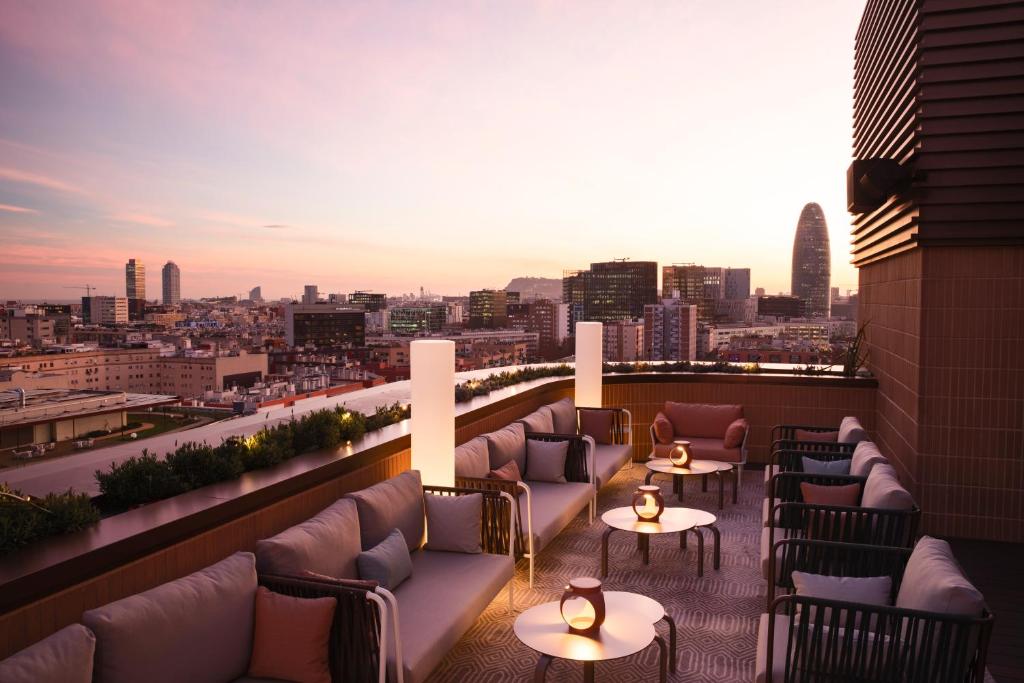 Labtwentytwo Barcelona, a Tribute Portfolio Hotel by Marriott - 5