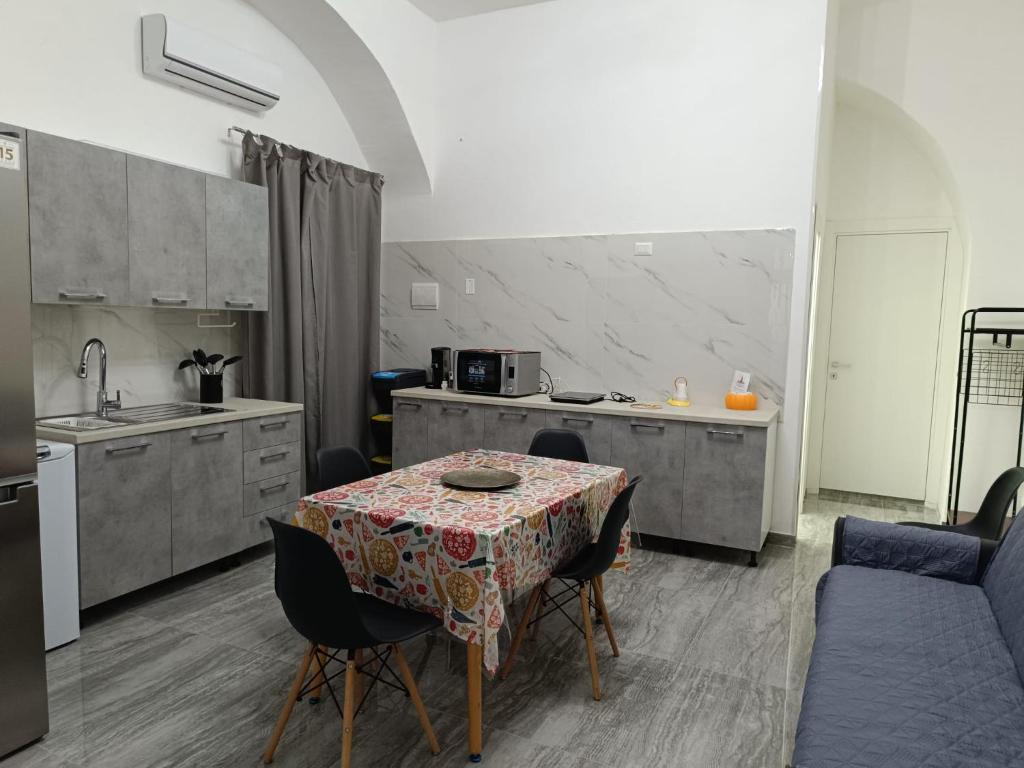 HOUSE CATANIA GARIBALDI STREET - 4