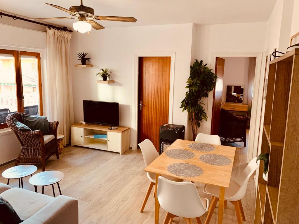 Mar De Cristal apartment 100 metres to the beach - 3