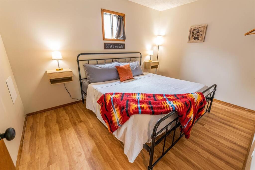 Tribesman #22 Renovated, Near Silver Dollar City, Branson