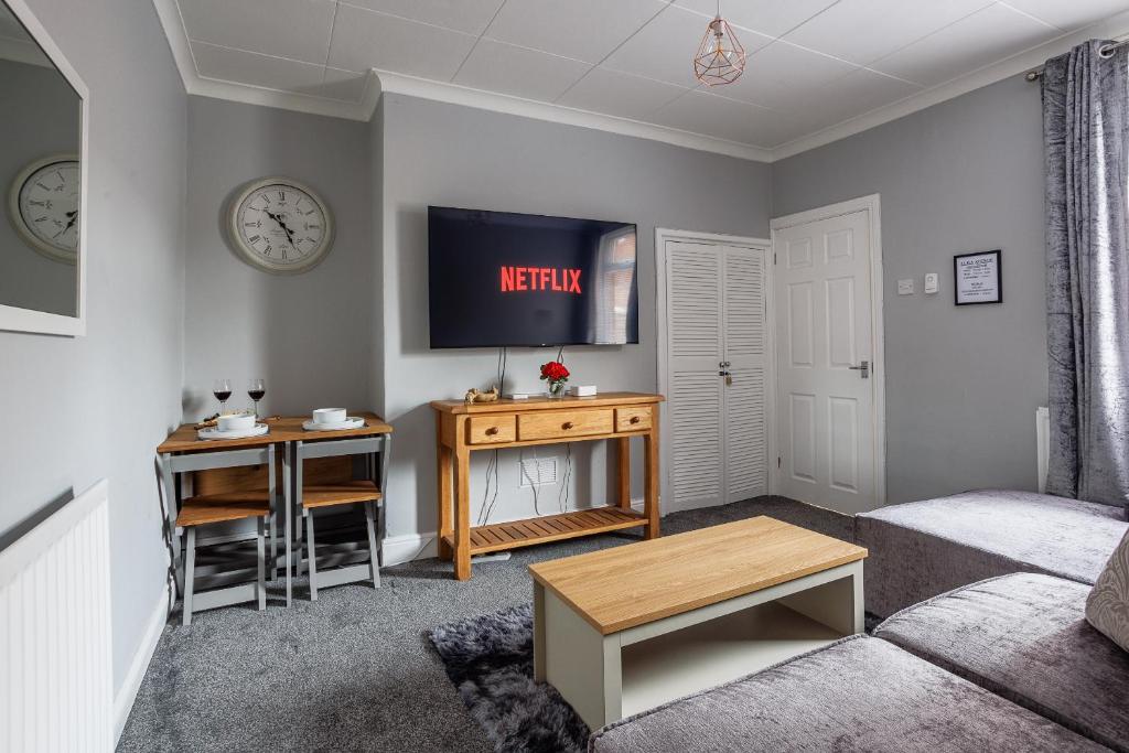 Lily Rose, Bedlington