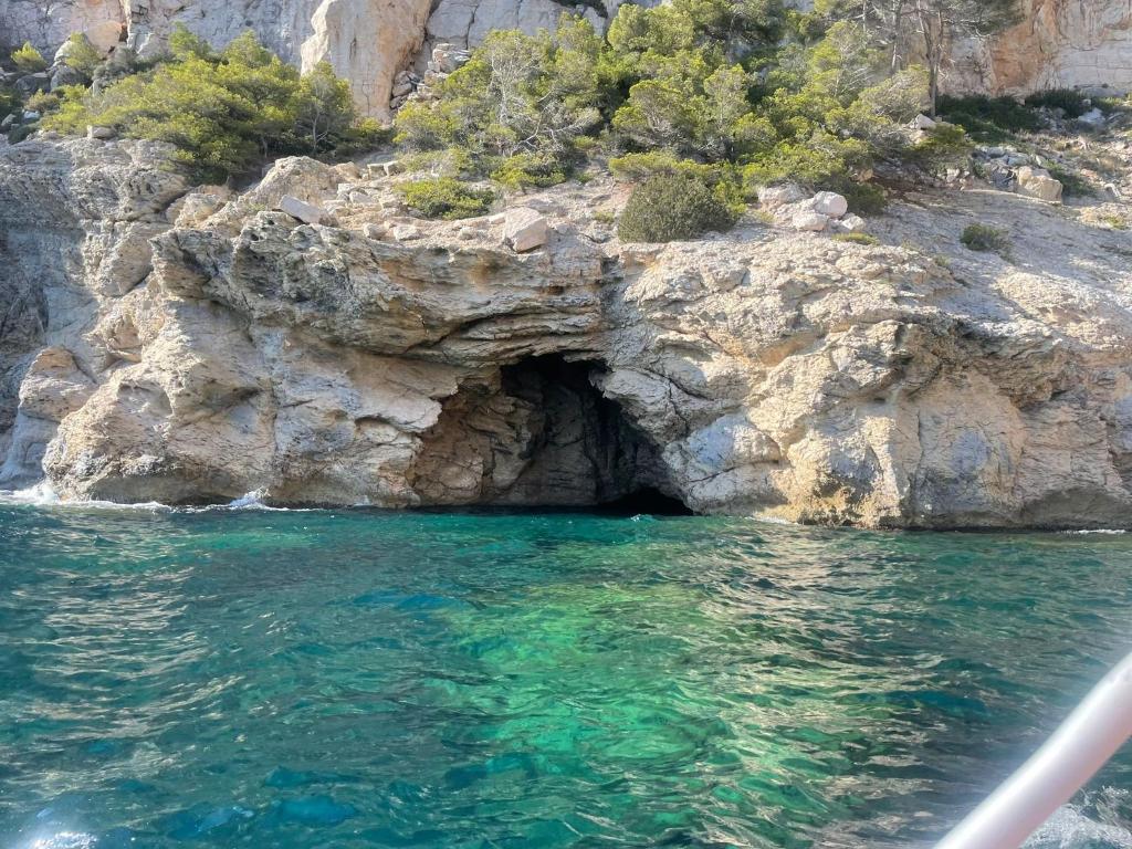 Appartement au cœur de cassis avec jardin - 4
