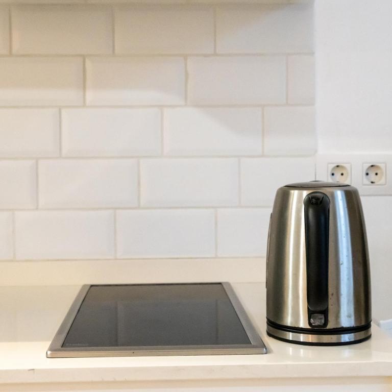 Oceanside Luxury Loft - Fast Wi-Fi - Workstations - 4