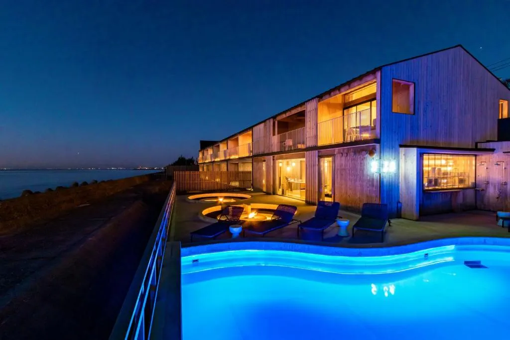 KAMOME SLOW HOTEL, hotel in Awaji