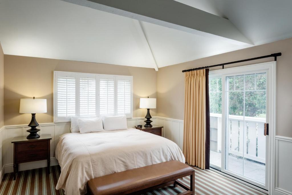 Lighthouse Lodge & Cottages Photo 13