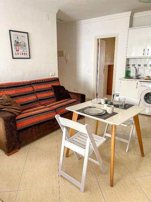 Estudio in City Center Málaga!, Малага