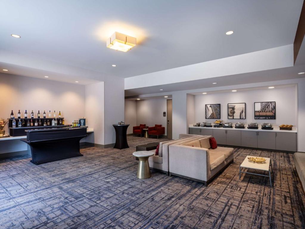 Chicago Homewood Suites by Hilton Chicago Downtown West Loop Additional