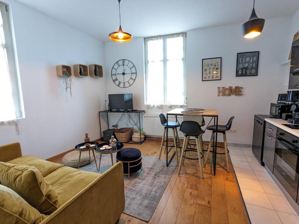 Appartement Place de la Cath' avec Parking - 2