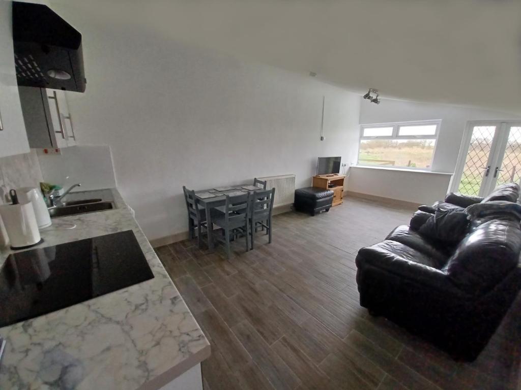 Redhouse Farm Cottage photo 8