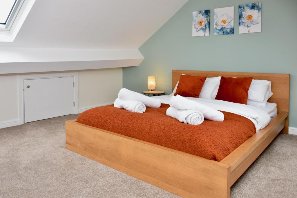 Cosy yet spacious, 3BR, Parking, Village Location, Oswestry