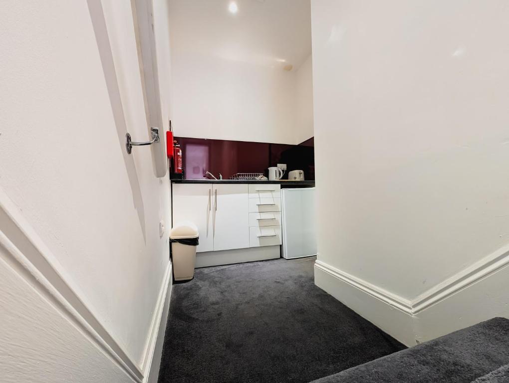 Bay & Harbour Holiday Apartments & rooms only, Weston-super-Mare