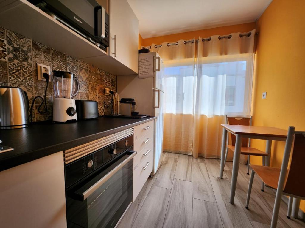 Kitchen, Casa do Sol Algarve in Lagos