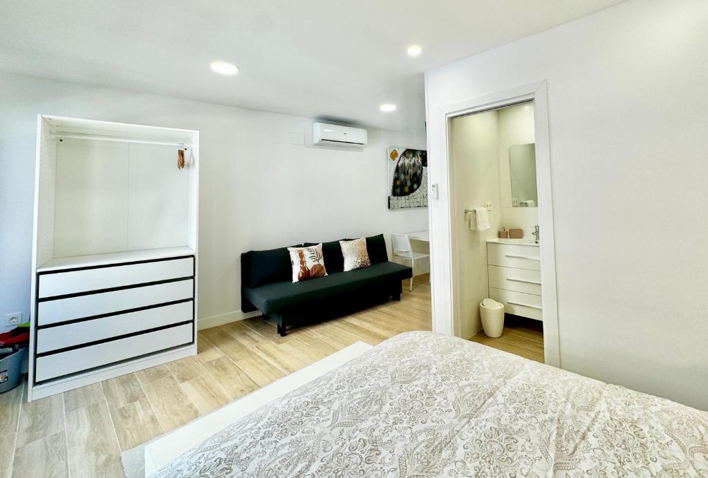 Amazing Seaside Studio by EaW Homes - 5