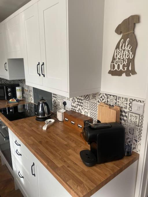 Cosy Cottage, Chard photo 4