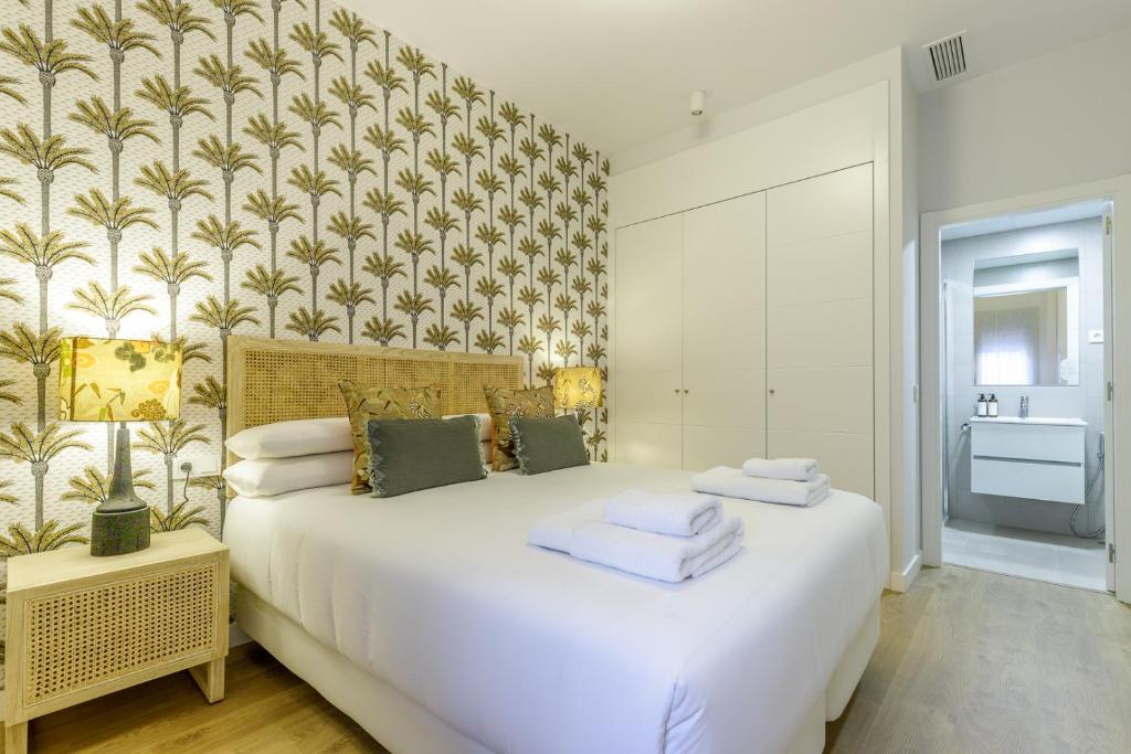 Malagueta Miramar with Shared Pool by Caleta Homes - 2