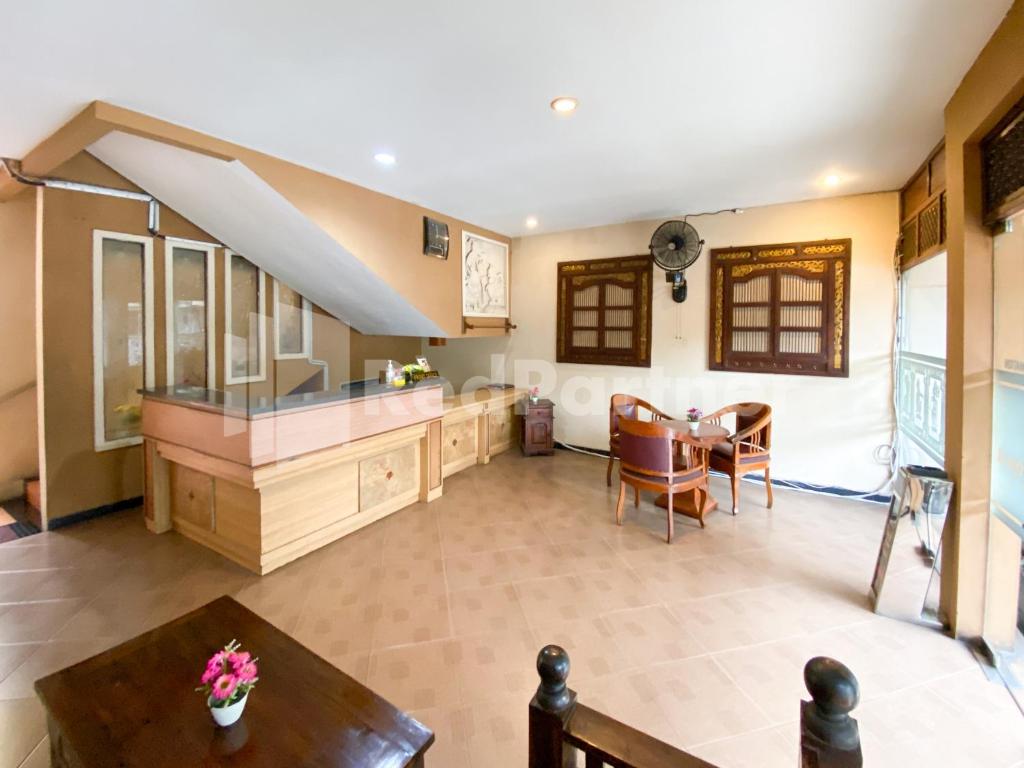 Lobby, Istana Griya 2 Hotel in Surakarta