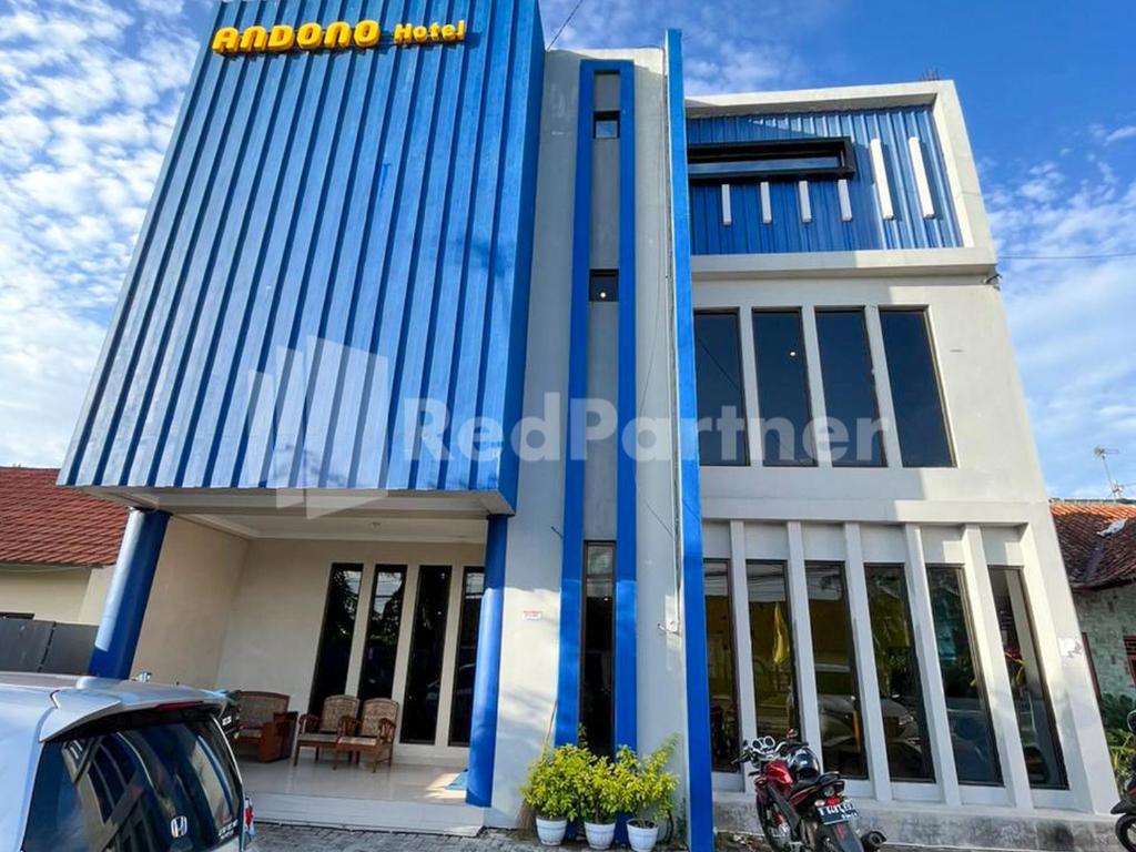 Hotel Andono near YIA Mitra RedDoorz