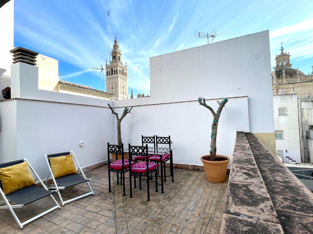 Eva Recommends Giralda, Sevilla