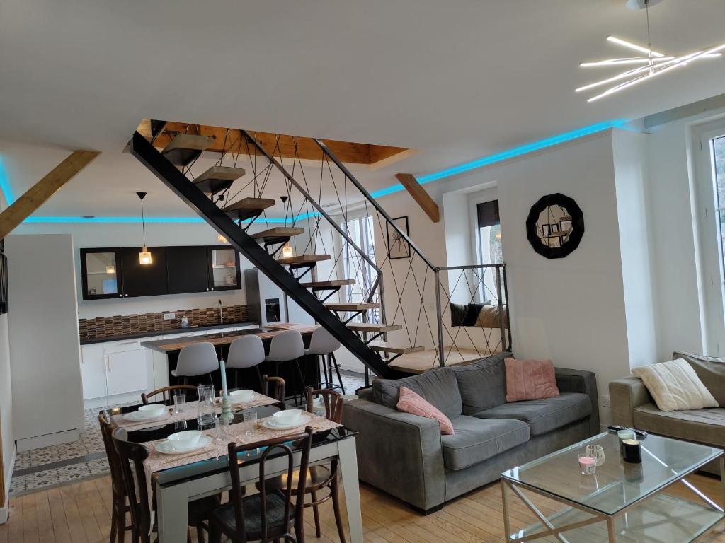 Magnifique Duplex de 135 m2 pour vos séjours jusqu'à 10 à Lourdes - 1