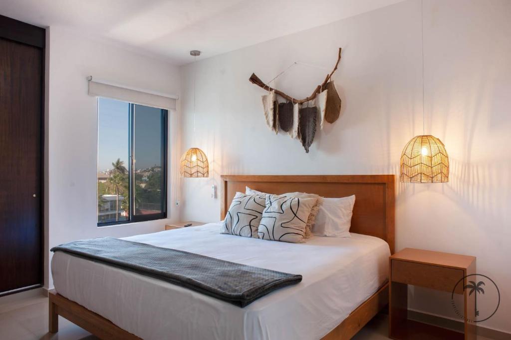 Comfy Apartment with Stylish Furnishings & Private Balcony - Antigua - 4