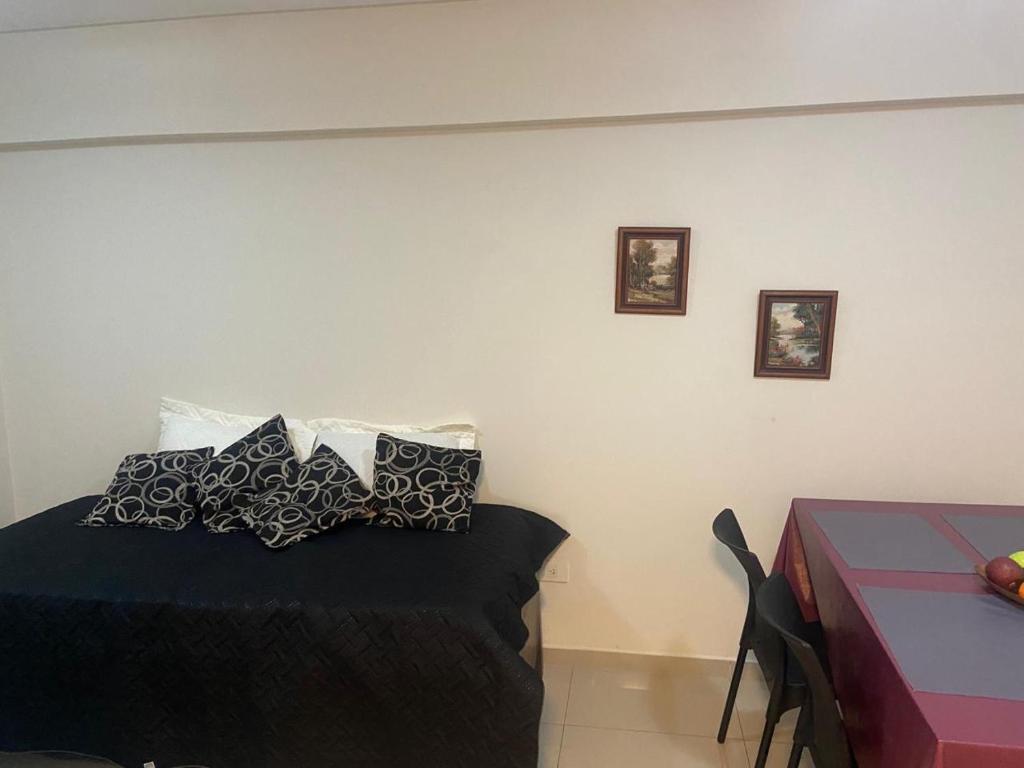 Departamento Confortable y Servicios en Pleno Centro - 2
