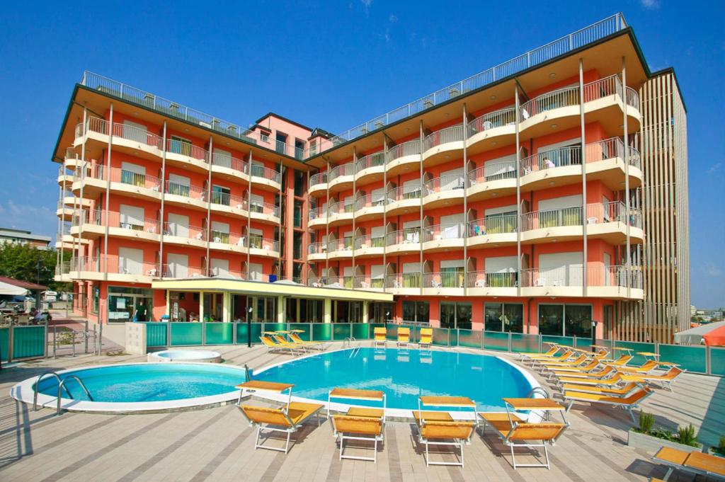 Hotel Adria Beach Club - 1