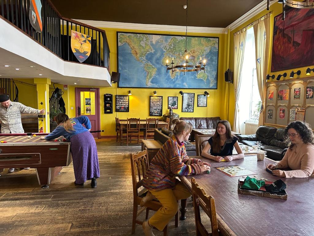 بيت شباب كاسل روك (Castle Rock Hostel- Adult Only)