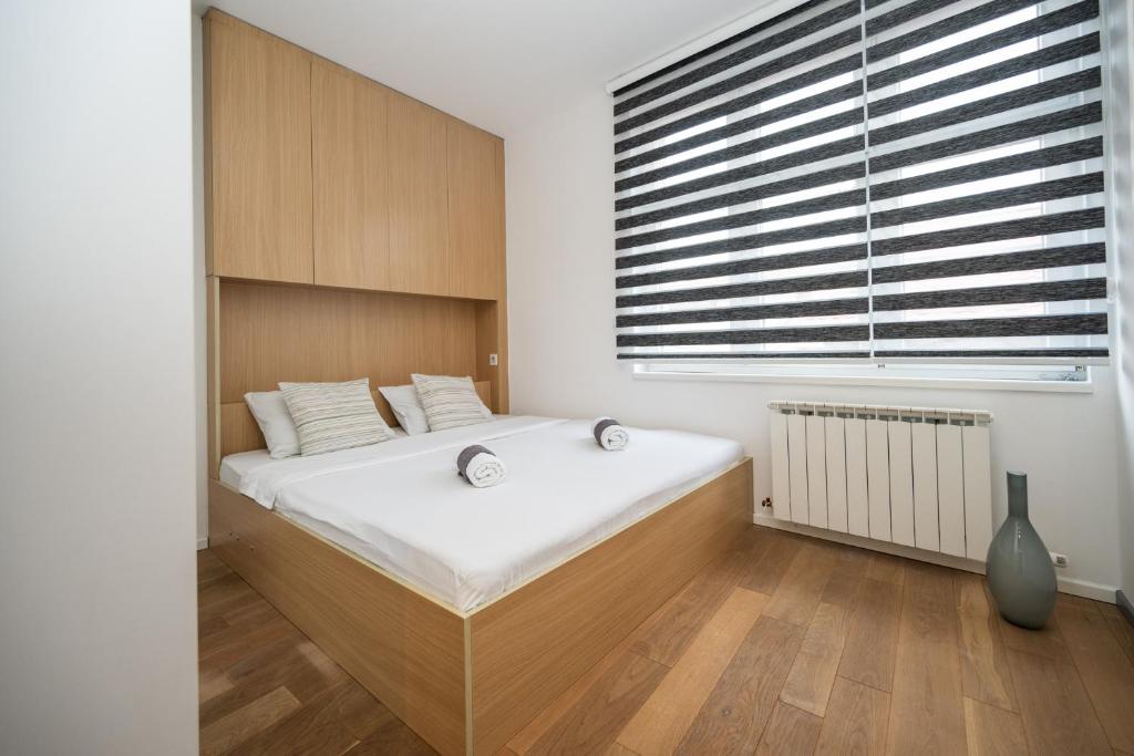 Design 1BDR Apartment with City view, Sarajevo