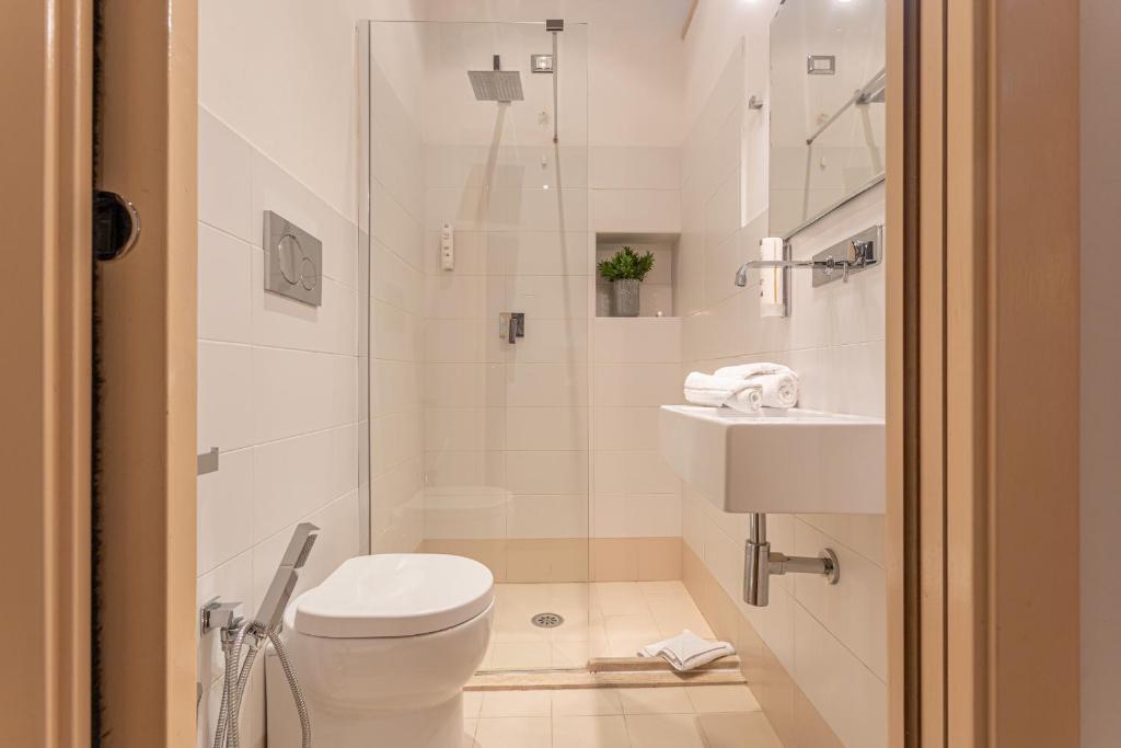 Vatican St Peter 2 bedrooms 2 bathrooms apartment - 3