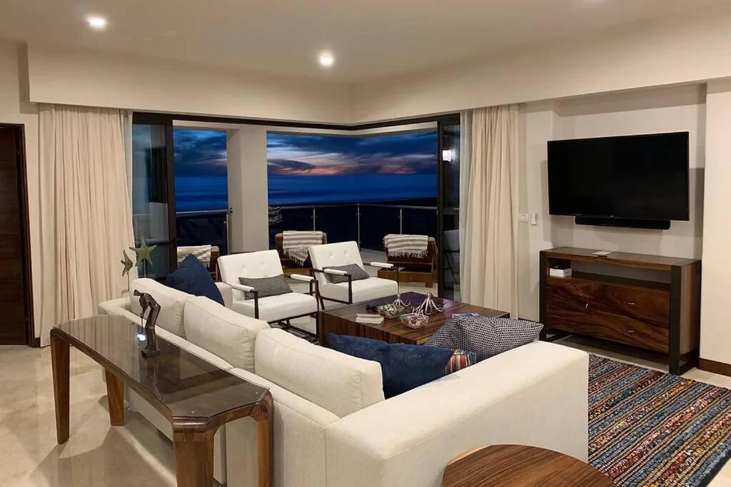 Beachfront 3 Bdrm Condo in Exclusive Diamante Golf - 3