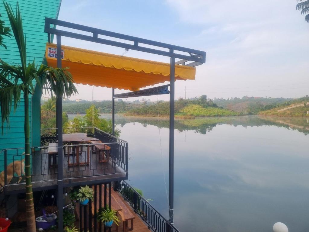 Hồ Mây Homestay