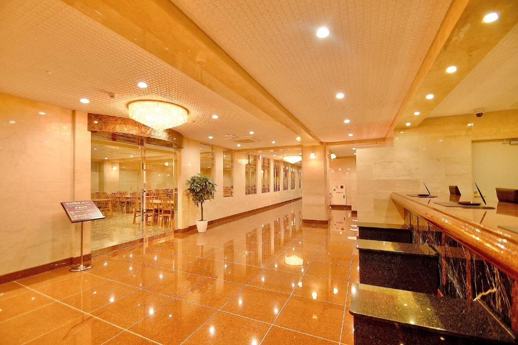 Kyoto Universal Hotel Karasuma
