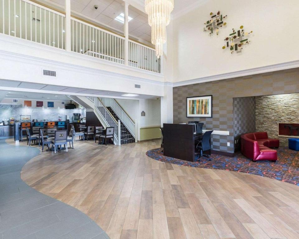 Lobby, Econo Lodge Inn & Suites East Houston I-10 in Houston (TX)