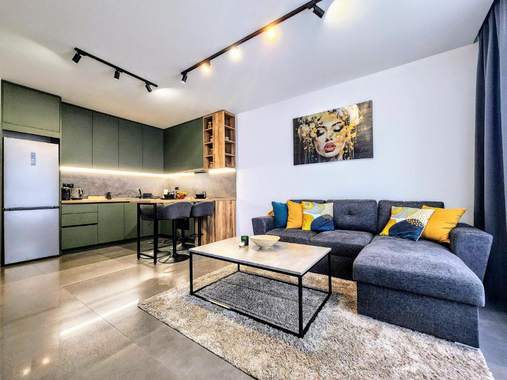 Central Park Galleria, Burgas City