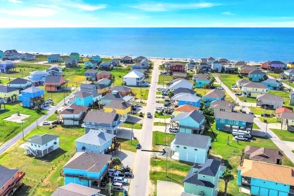 Spring Break Ready Arcade Foosball Sleeps 12, Bolivar Peninsula